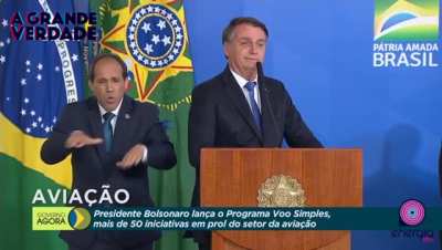 Acabou a &ldquo;corrup&ccedil;&atilde;o&rdquo; (n&atilde;o acabou pn), mas as piadas continuam.