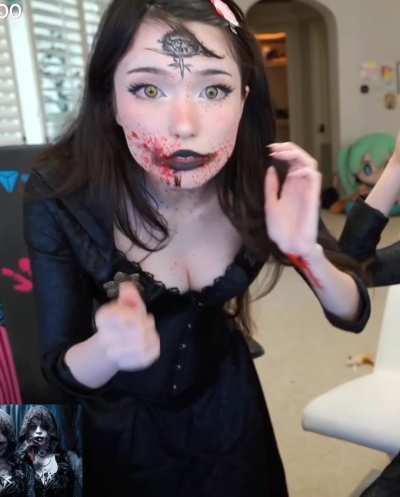Emiru Resident Evil Cosplay