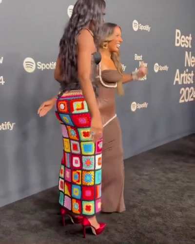 Coco Jones x Victoria Mon&eacute;t