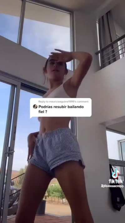 alexacmp