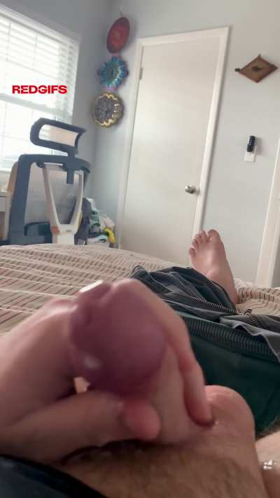 32M quiet moans because the family was napping