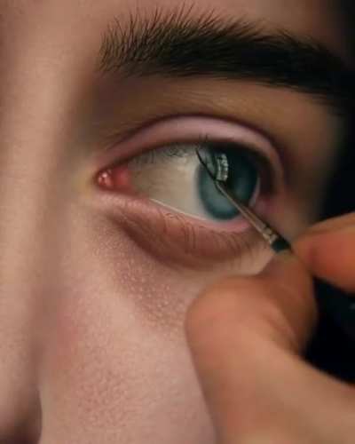 How realistic is this painting... 🤯