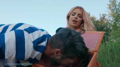 Dude turns into Yogi Bear when he sees what's in Angellica Good's pic-a-nic basket