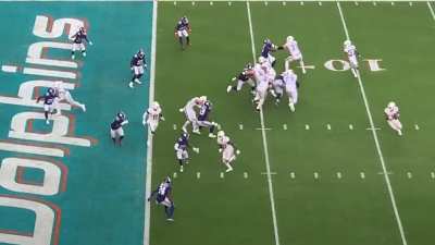 Here&rsquo;s the touchdown in early the 4th quarter. Watch till the end!