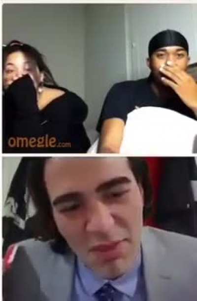 😧