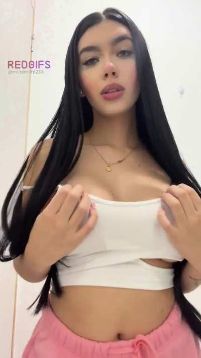 These are the type of nudes I&rsquo;d send if I was your girlfriend, that okay? (reveal)