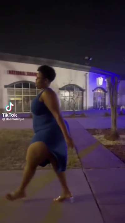 Milf jiggle