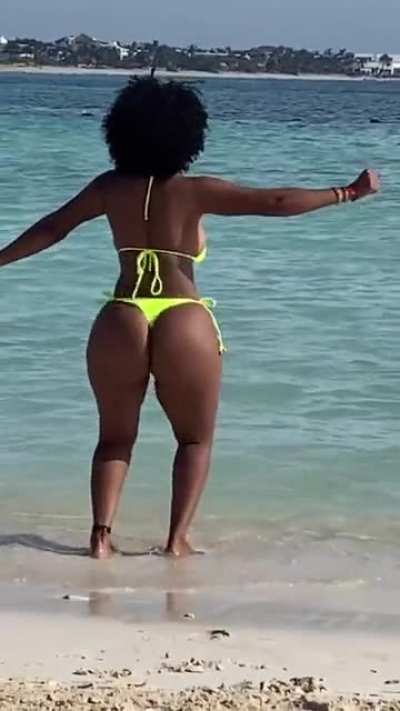 She is amazing smh