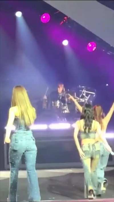 TZUYU&rsquo;S big &amp;amp; fat 🍑