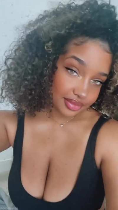 👀👀