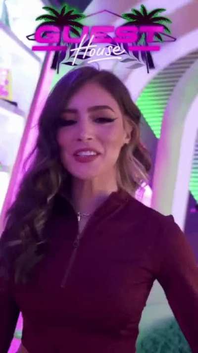 Chrissy Costanza