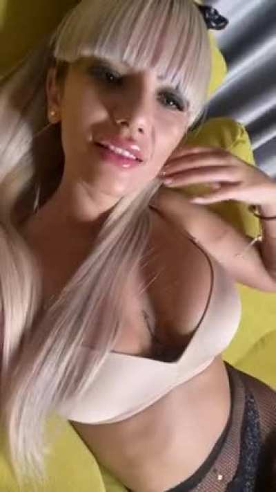 My boobs aren't the biggest, but they're so damn sexy link in the comments