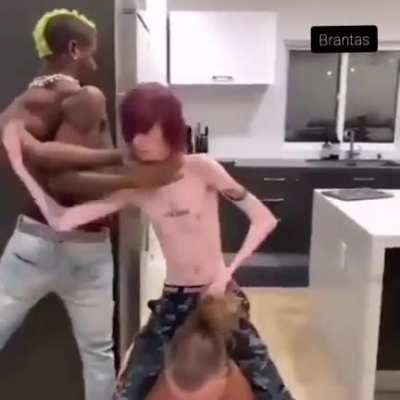 Bu nasıl ortam amk