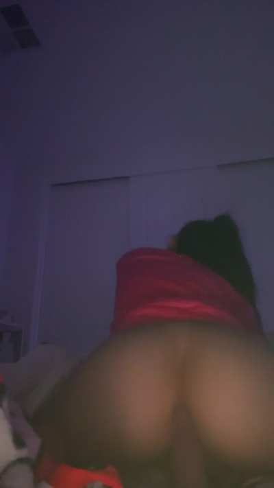 hmu for content