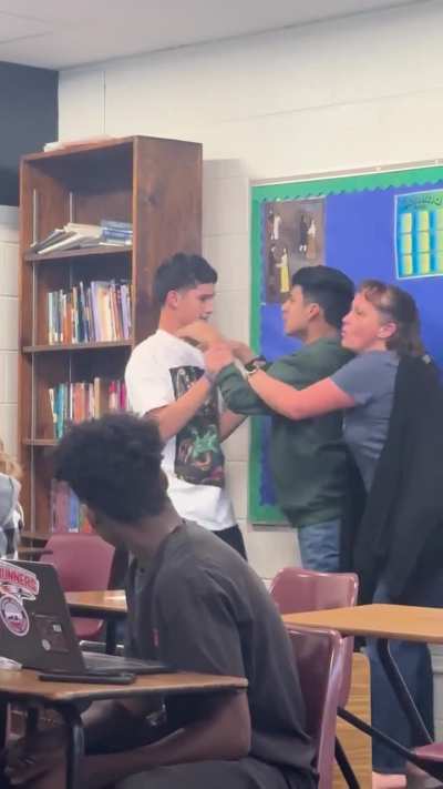 new fight just happened!!