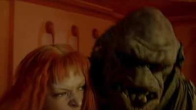 Milla Jovovich Back Kicks an Alien in the Balls in the Fifth Element (1997)