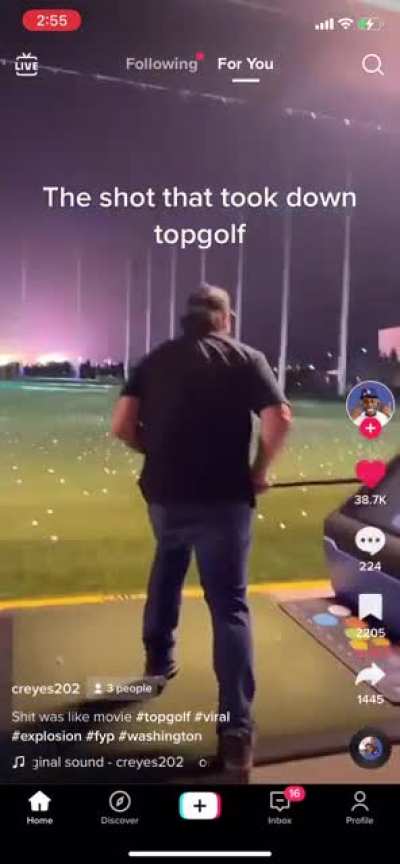 Golf would be a whole lot more interesting if stuff like this happened