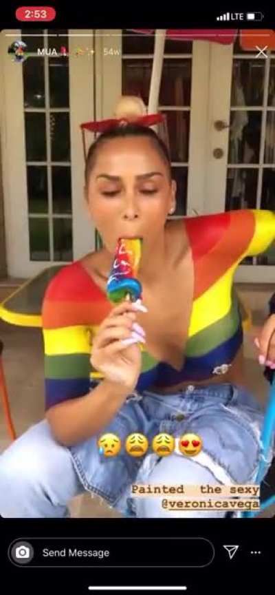 🌈 👅