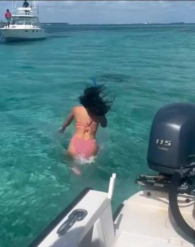 Bikini Dive