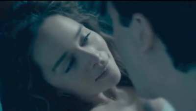 I would shoot my load so quick if Emilia Clarke looked at me like this