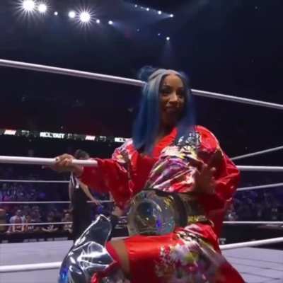 Mercedes Mon&eacute; (Match Comp)