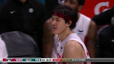 [Highlight] Yuta Watanabe gets called for one of the worst fouls you'll see all season
