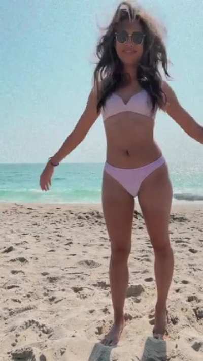 Ashley Argota
