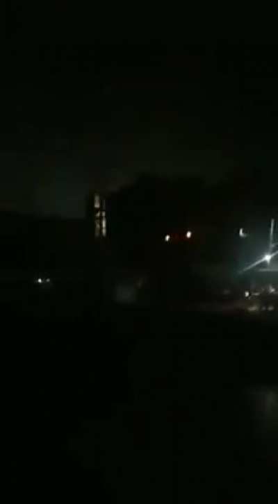 Llego la luz en mi ciudad y publico esto por que lla arreglaron el problema espero que lo tomen con humor
