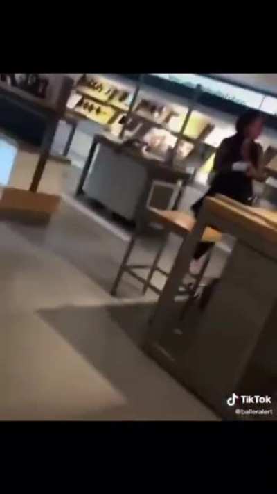 Violent Karen in the Wild