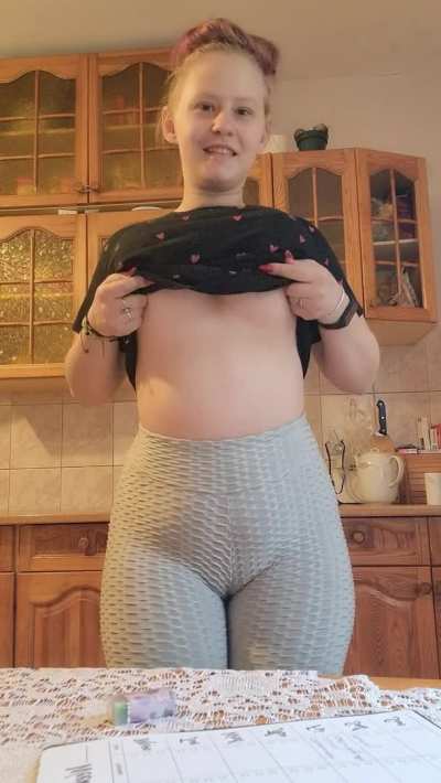#TittyDrop A modest kitchen tittydrop. Starring my huge boobs. Kisses [OC].