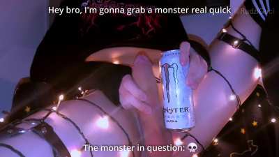 When gaymer fembro gets thirsty 💦