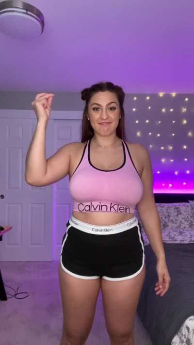 DO YOU LIKE IT ? ( her Free album In Comments )