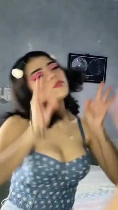 C&oacute;mo rebotan esas Tetotas 🤤🔥🤤