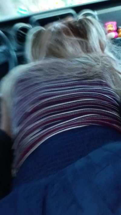Thong to the side