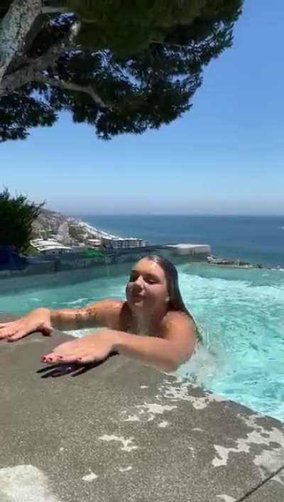 Gabbie Carter