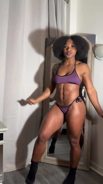 They said I&rsquo;m Gaining weight 🤭🤪💪🏾  #fitnessmotivation #fitnessmodel #naturalbodybuilding #naturalhair #naturalbeauty #bodybuilder #bodybuilding