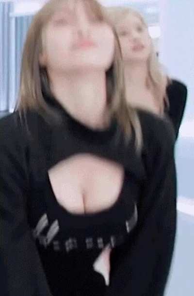 MOMO