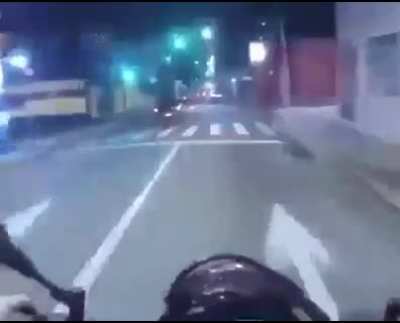 T&ocirc; feliz mano