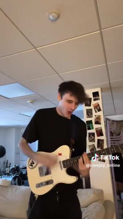 Wilbur in Lovejoy's new tiktok!