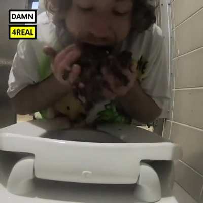 Mmm poop 🥰😂😂😂😂😂🤩🤩🤩🥵🥵😛
