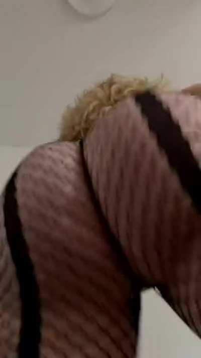 Rip my fishnets off me