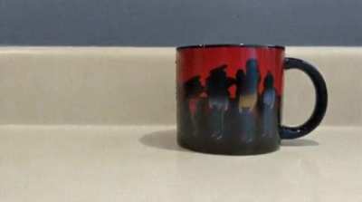 Best use of thermochromics in mugs I&rsquo;ve ever seen.
