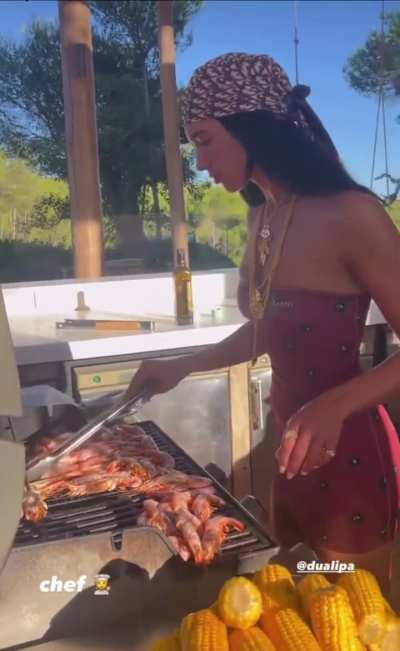 Even when the grill isn&rsquo;t on, dula peep is cooking