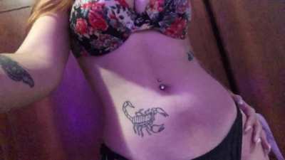 do you want to see my big naturally tits? i’m active 😏 subscribe for FREE! link in comments