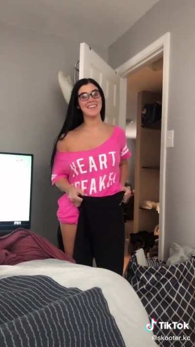 Perfect ass on this one