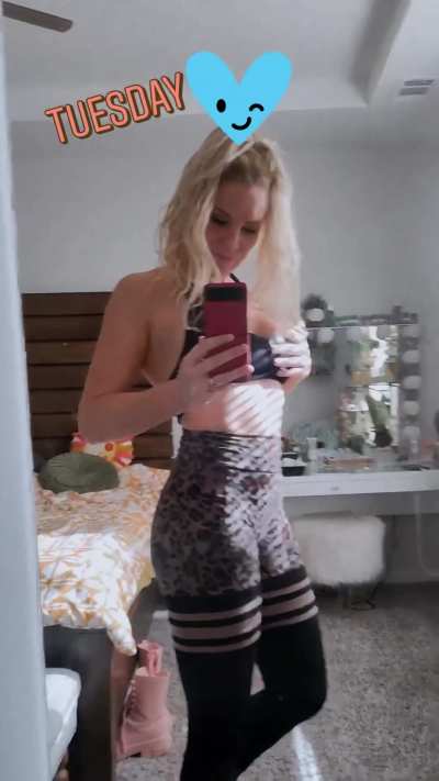 Macey Estrella