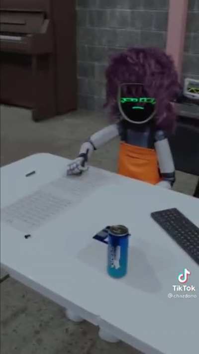 The average redditor&rsquo;s reaction to the tiktok voice