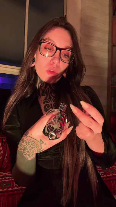 Which type of chastity cage do you prefer to wear?