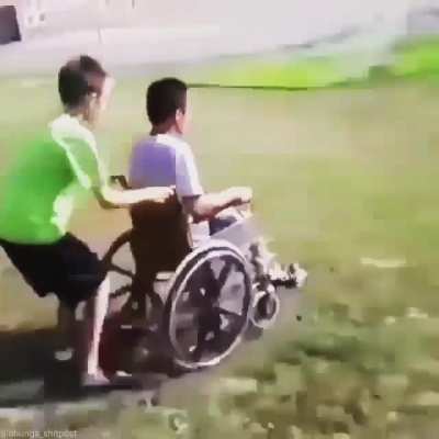 ♿♿♿