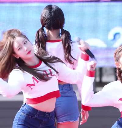 Momoland - Yeonwoo